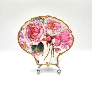 Decoupage Scalloped shell Pink Roses
